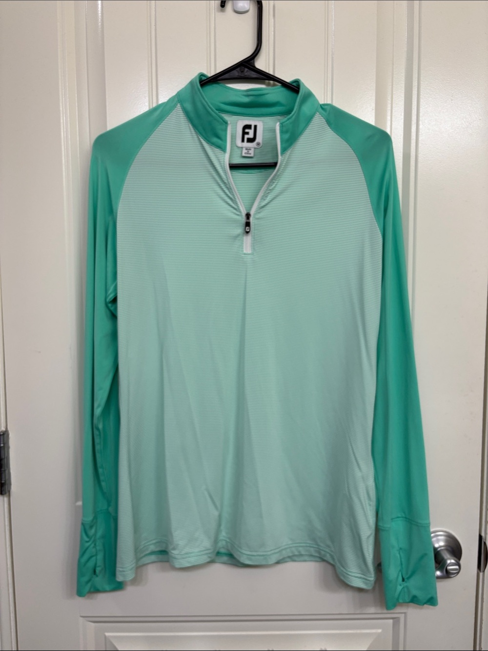 FootJoy Mint and Seafoam 1/4 Zip Golf Pullover Performance‎